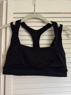 Size 6 lululemon athletica Black Racerback Sports Bra
